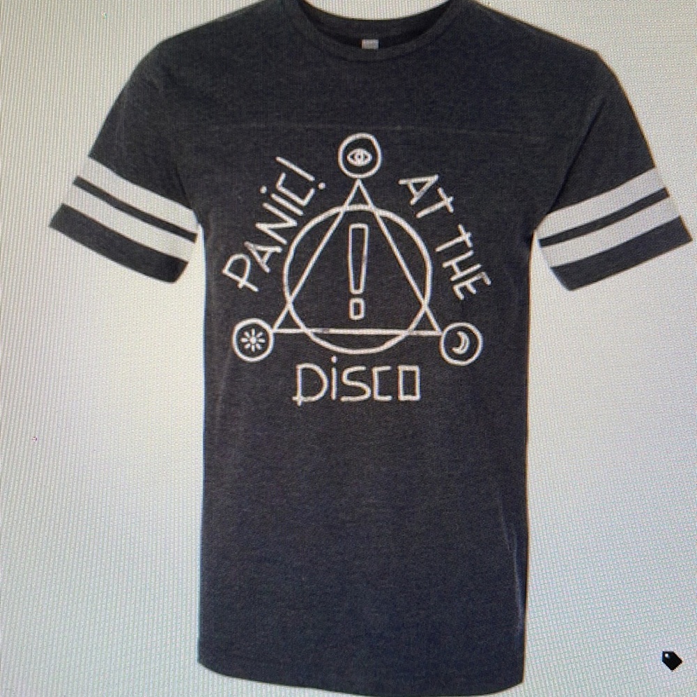 Panic at the Disco symbol Hot Topic band jersey tee t shirt Unisex Small
